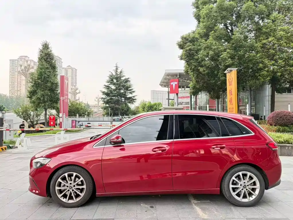 Mercedes-Benz B-Class — миниатюра 4