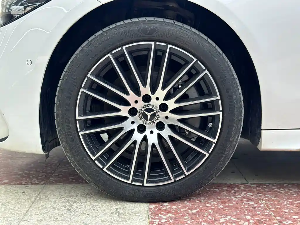 Mercedes-Benz C-Class — миниатюра 25