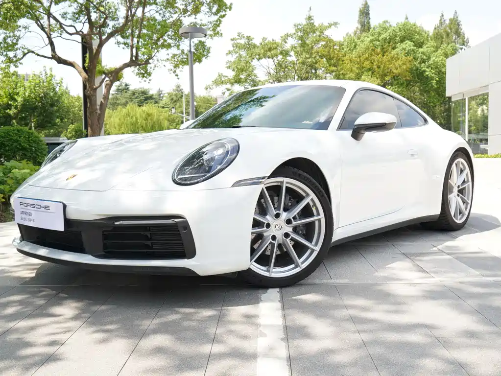 Porsche 911 2023