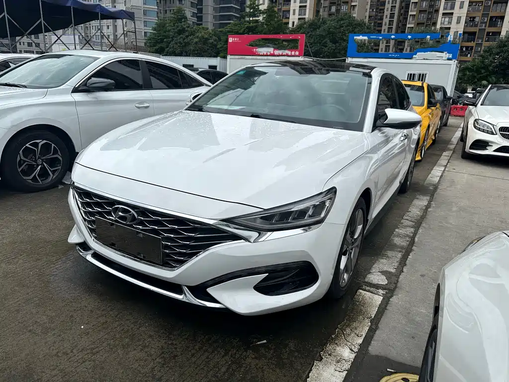Купить Hyundai Fista