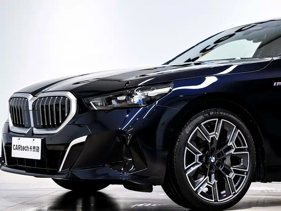 BMW 5 Series 5 2025 530Li Premium M Sport