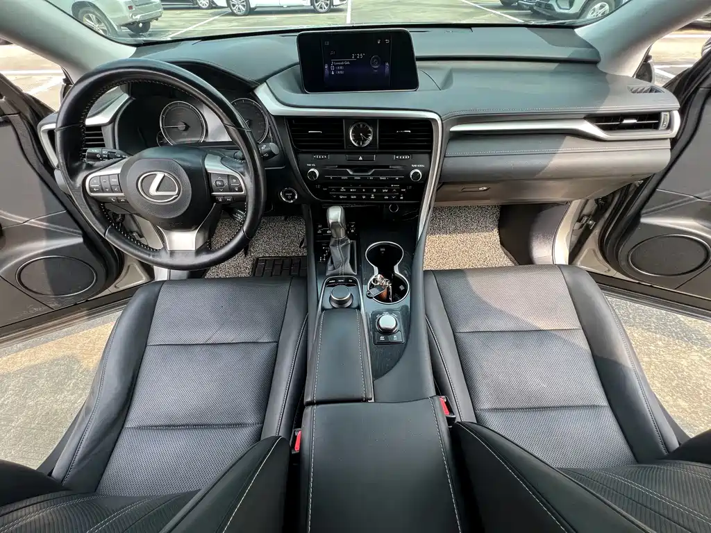 Lexus RX — миниатюра 15