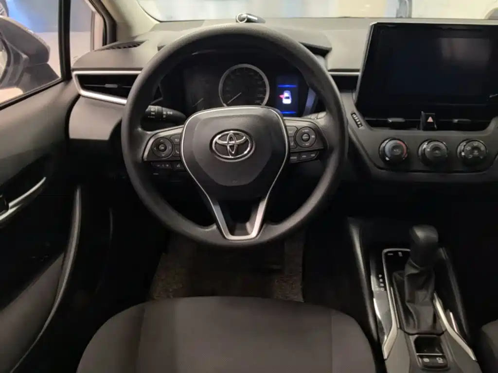 Toyota Corolla — миниатюра 15