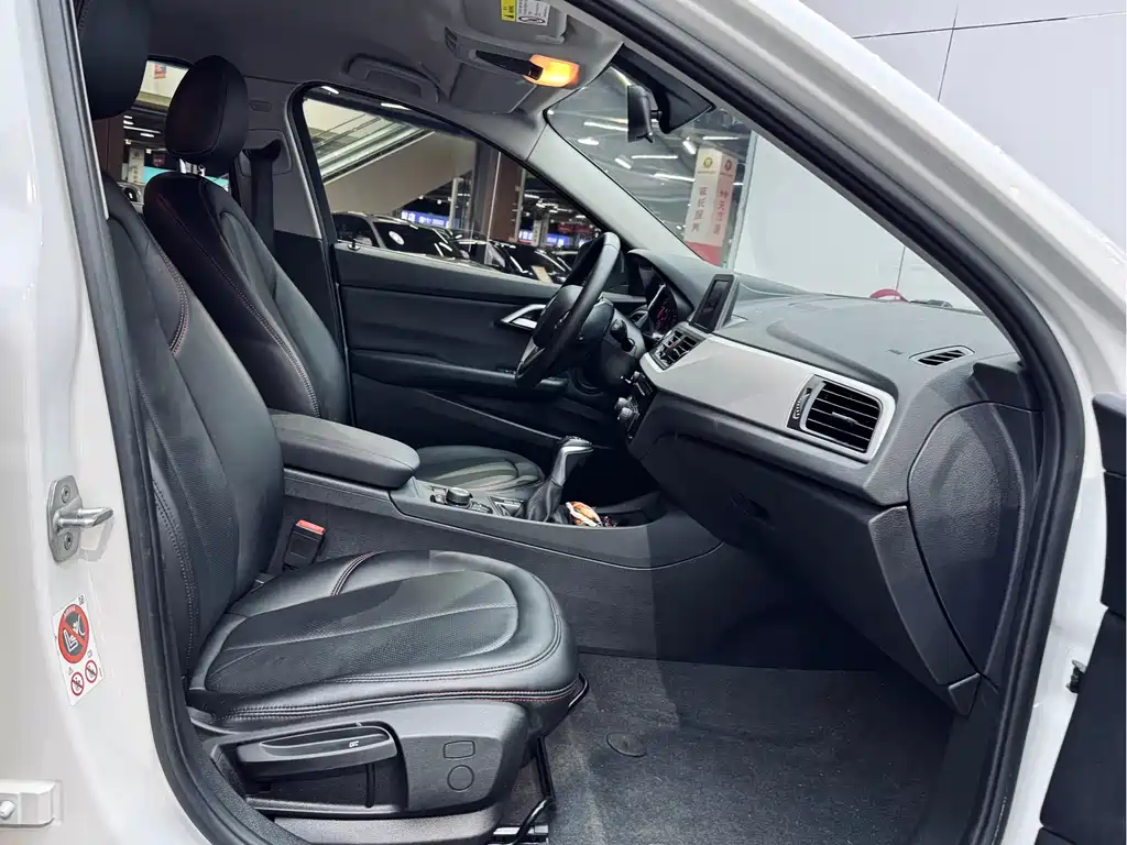 BMW 1 Series 1 2017 118i Fashion