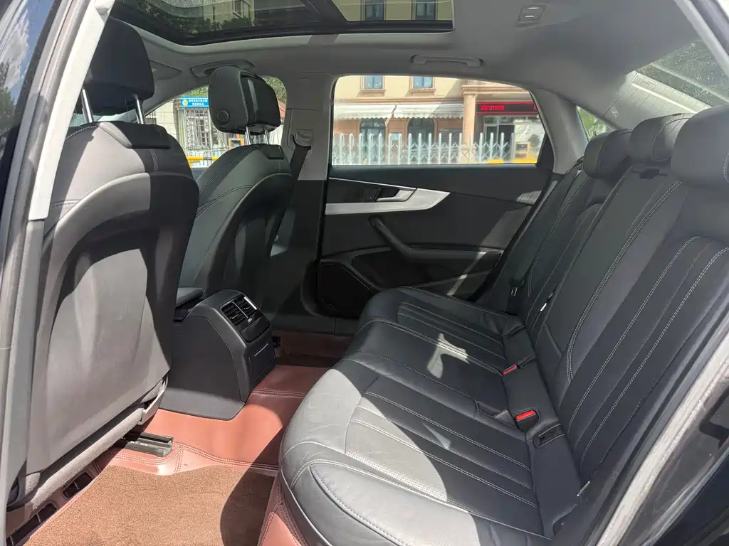 Audi A4L — миниатюра 16