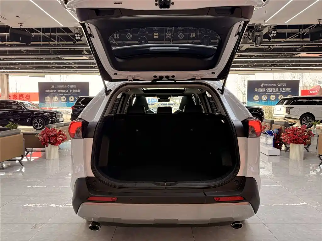 TOYOTA RAV4 RONGFANG