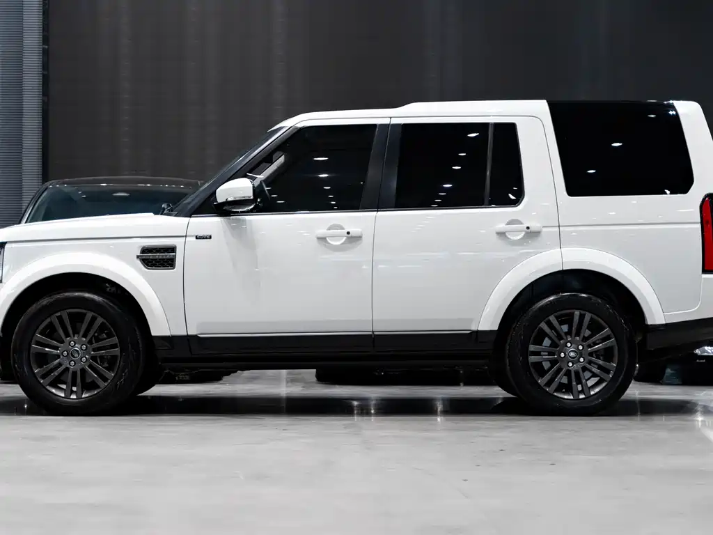 Land Rover Discovery 2016 3.0 SDV6 HSE