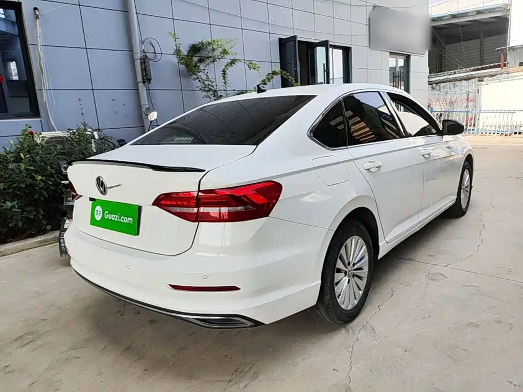Volkswagen Lavida — миниатюра 7
