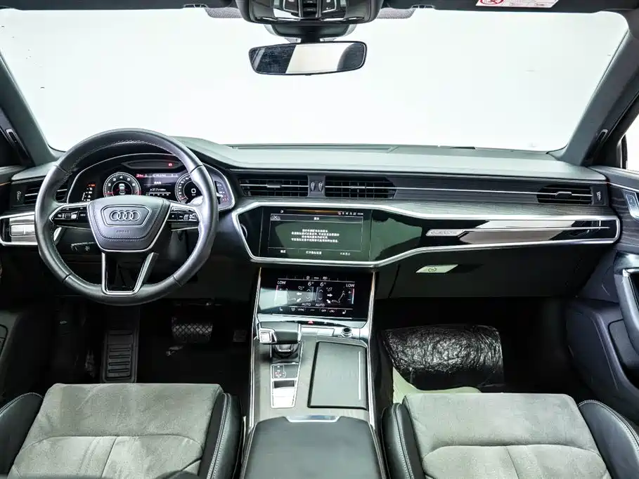 Audi A6L 2023 45 TFSI quattro