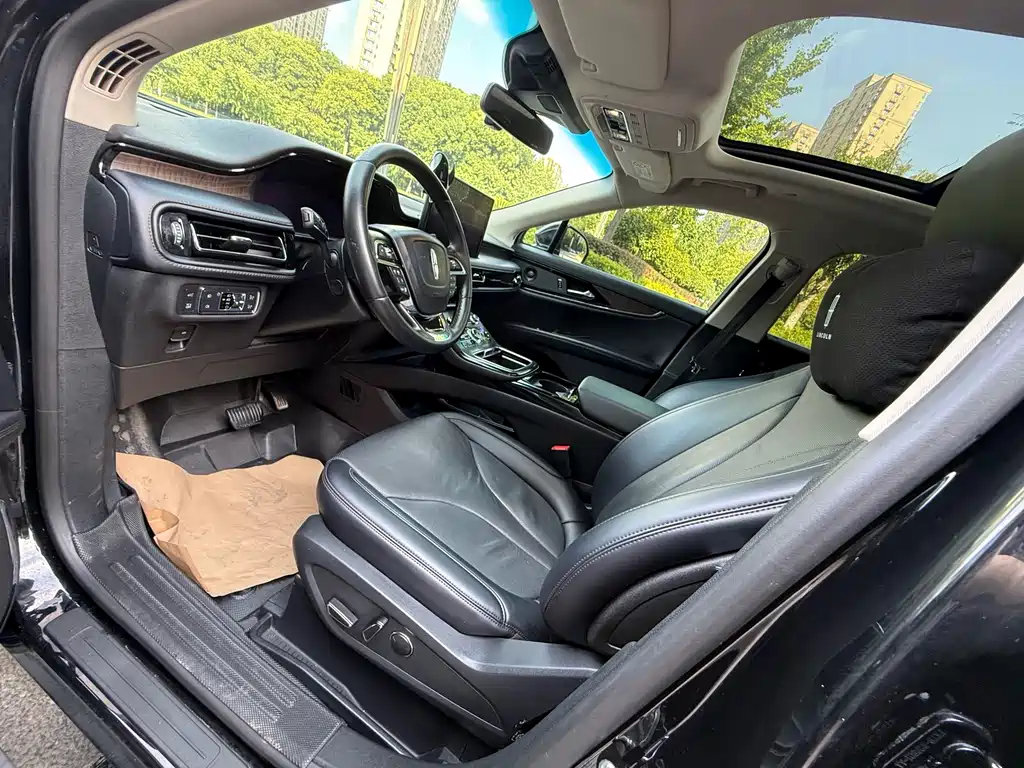 Lincoln Nautilus 2021 2.0T