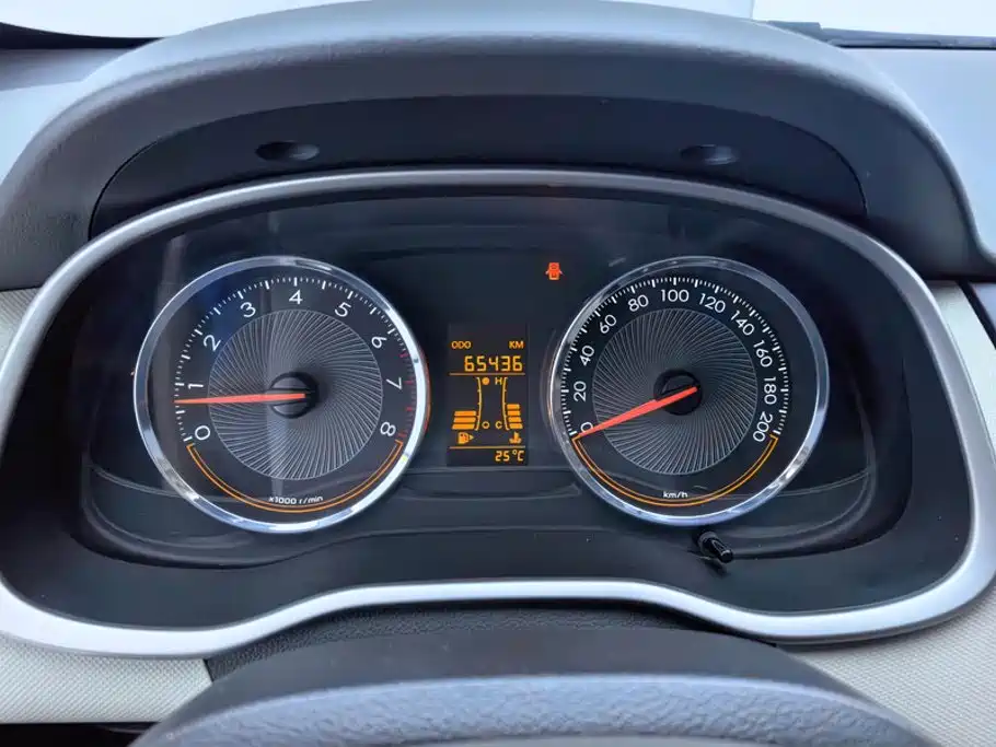 Chevrolet Sail — миниатюра 14