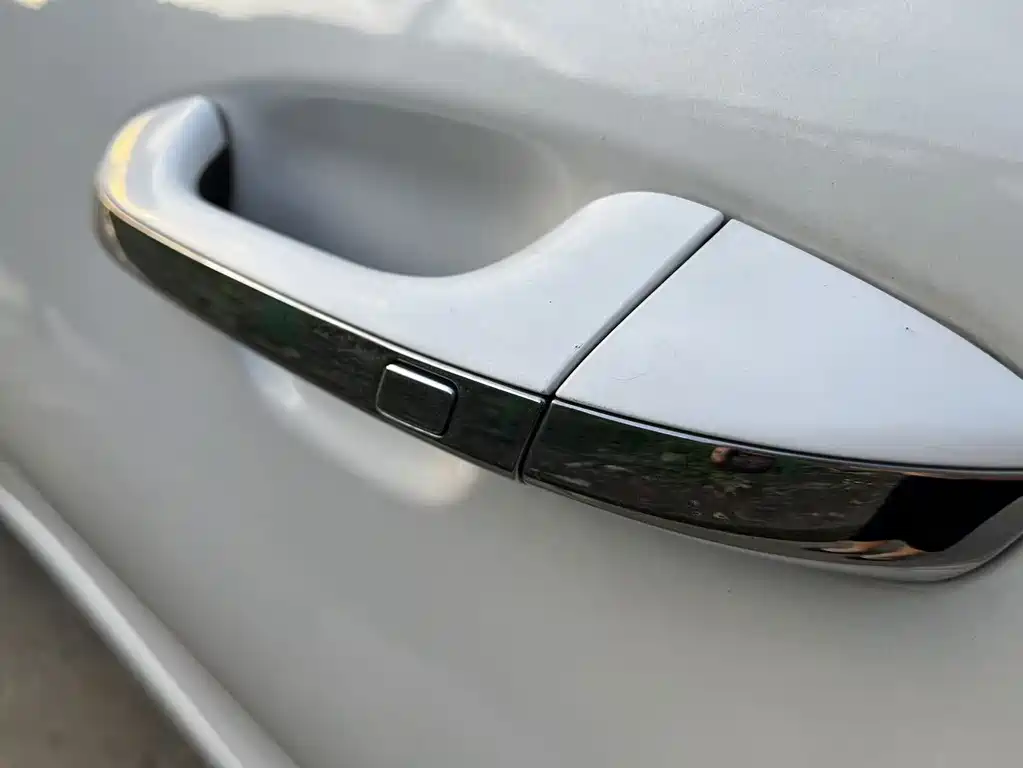 Kia K5 — миниатюра 9