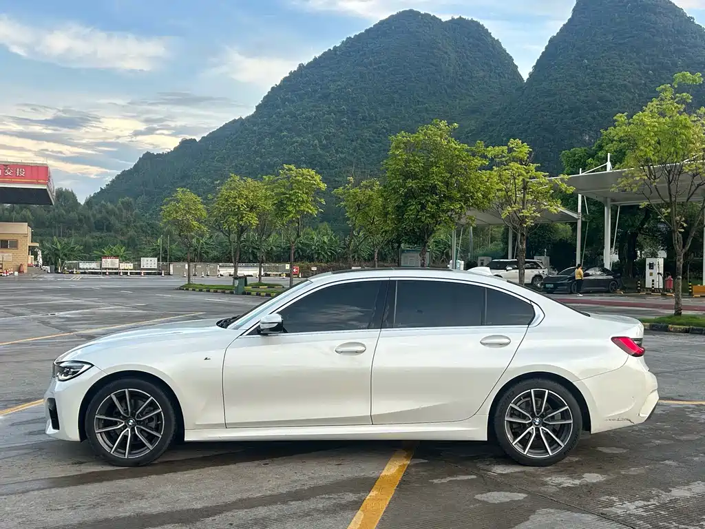 BMW 3 Series — миниатюра 5