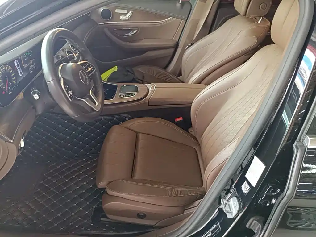 Mercedes-Benz E-Class — миниатюра 15