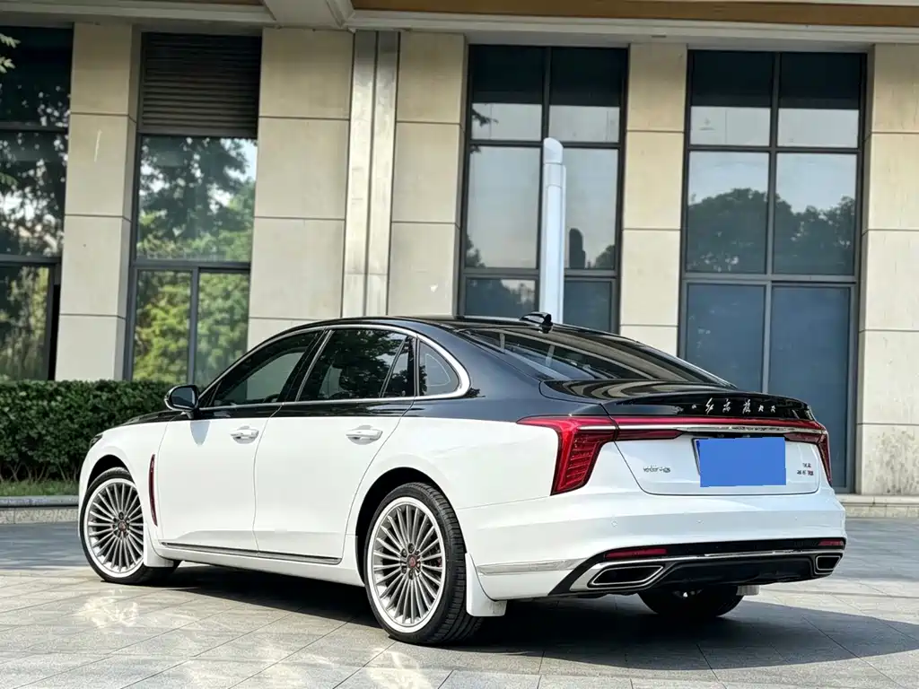 Hongqi Hongqi H5 — миниатюра 6