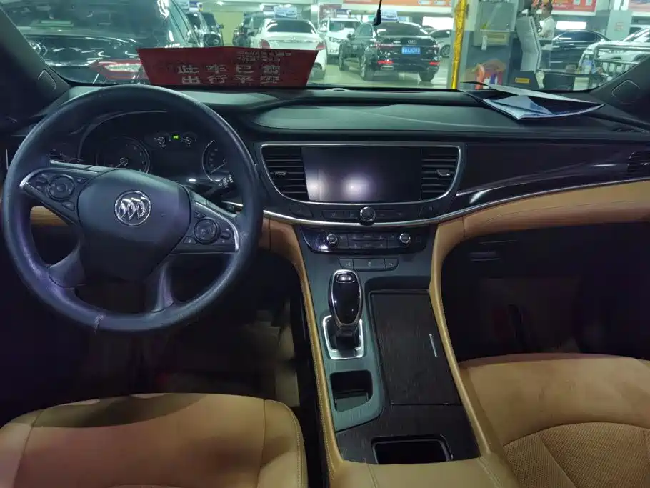 Buick LaCrosse — миниатюра 12