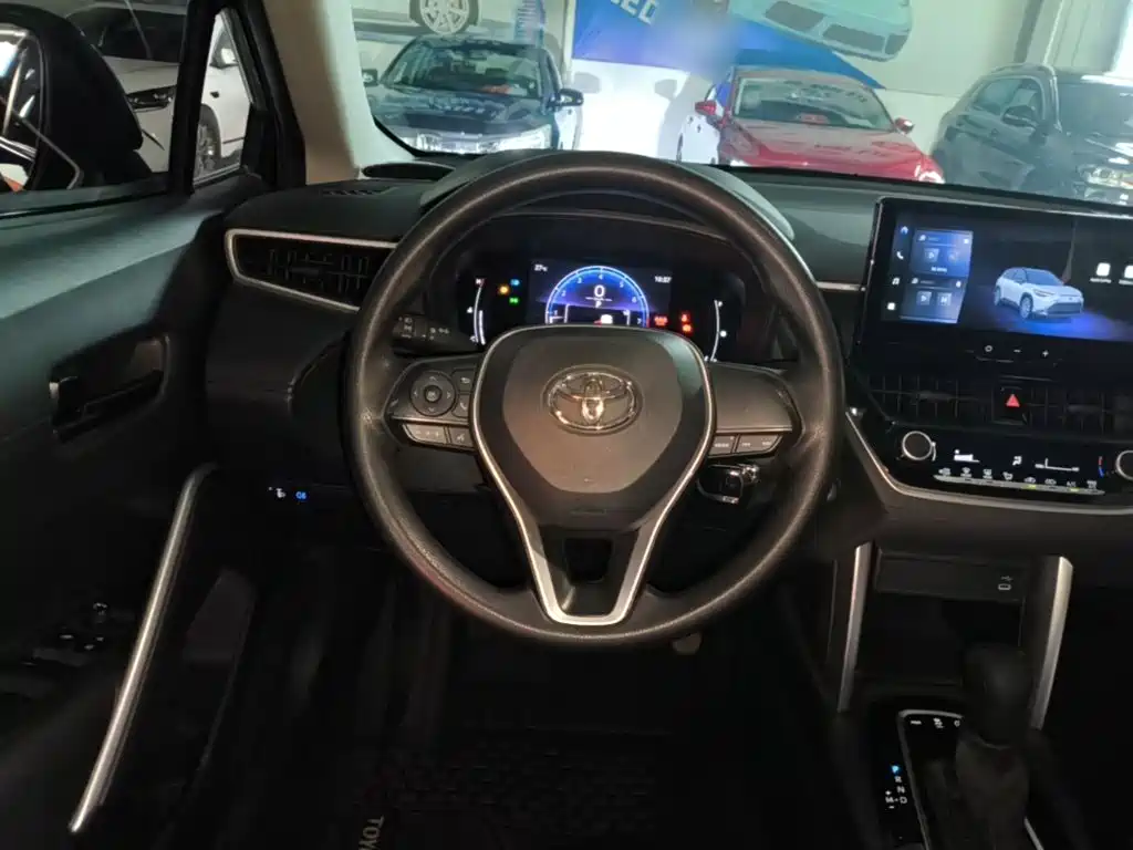 Toyota Frontlander — миниатюра 11