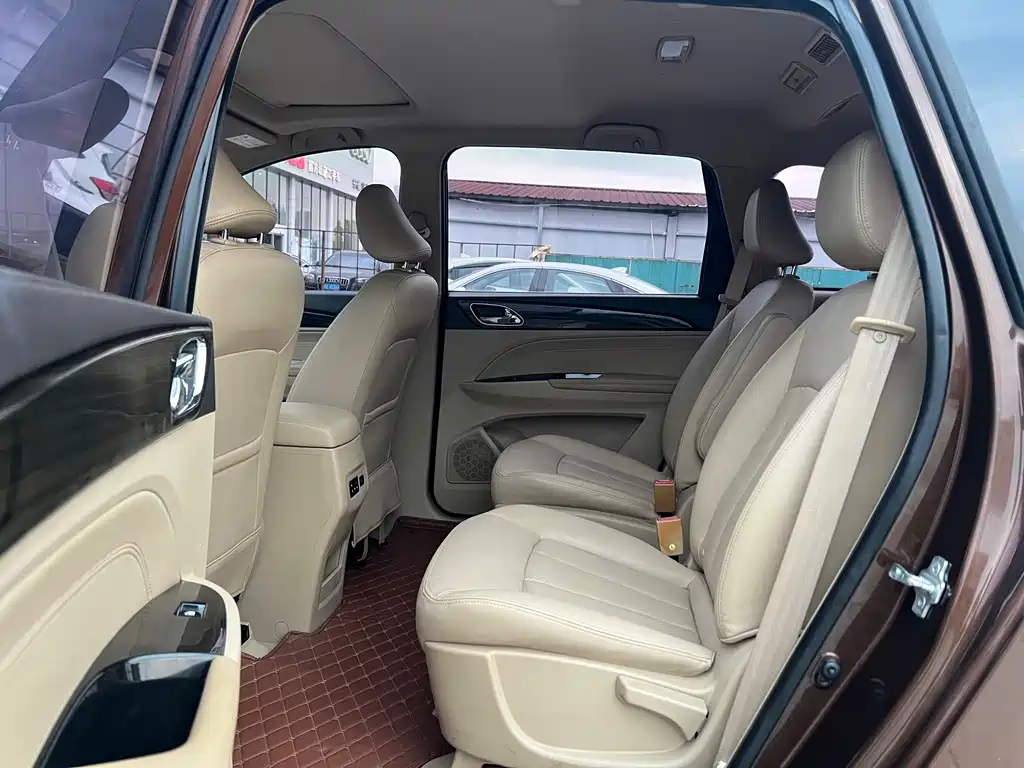 Baojun 730 — миниатюра 10