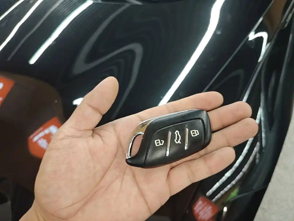 Roewe Young Wai D6 — миниатюра 9