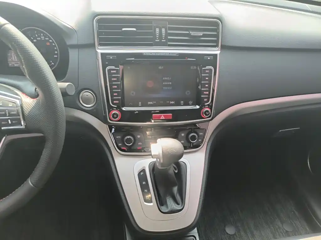 Haval M6 — миниатюра 13
