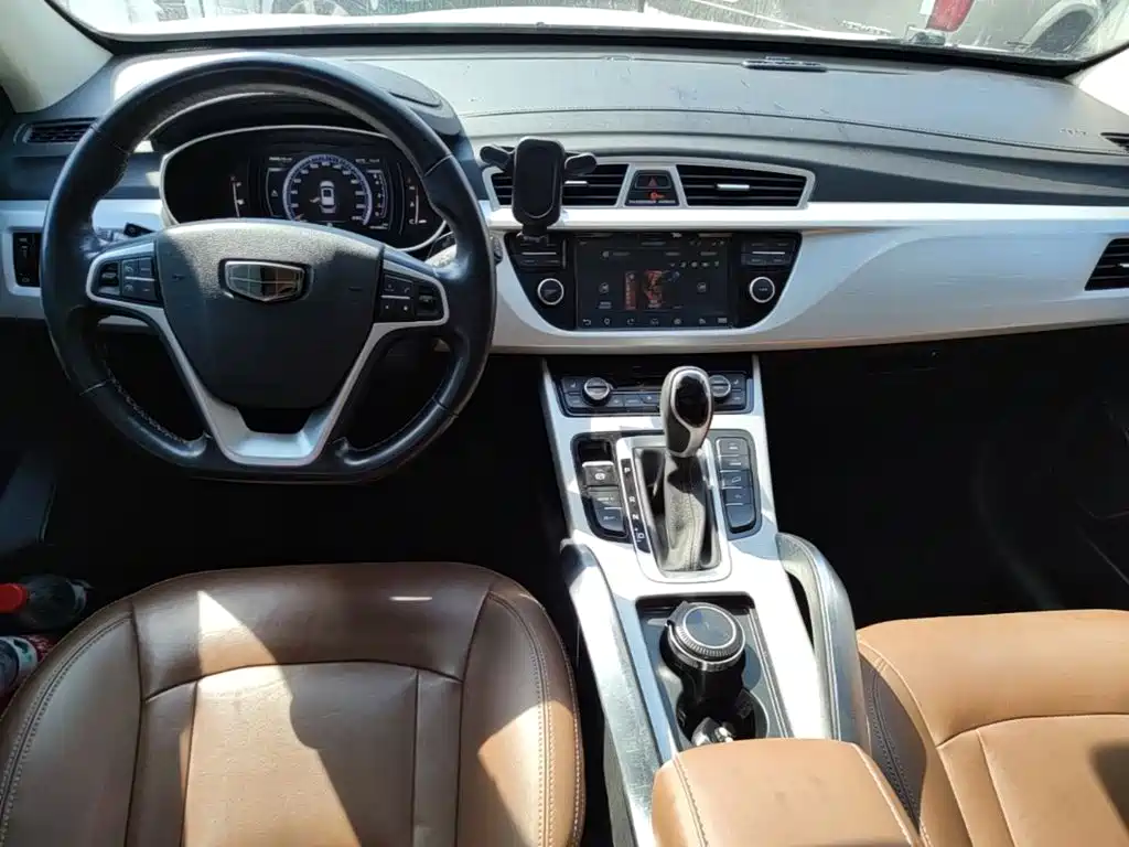 Geely Boyue — миниатюра 10