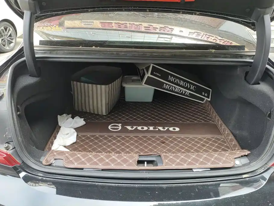 Volvo S90 2019 T5