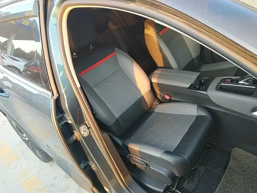 Citroen C5 AIRCROSS — миниатюра 25