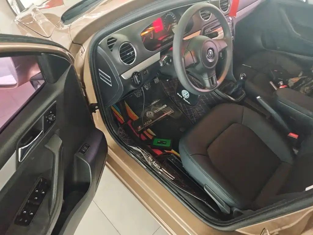 Volkswagen Jetta — миниатюра 16