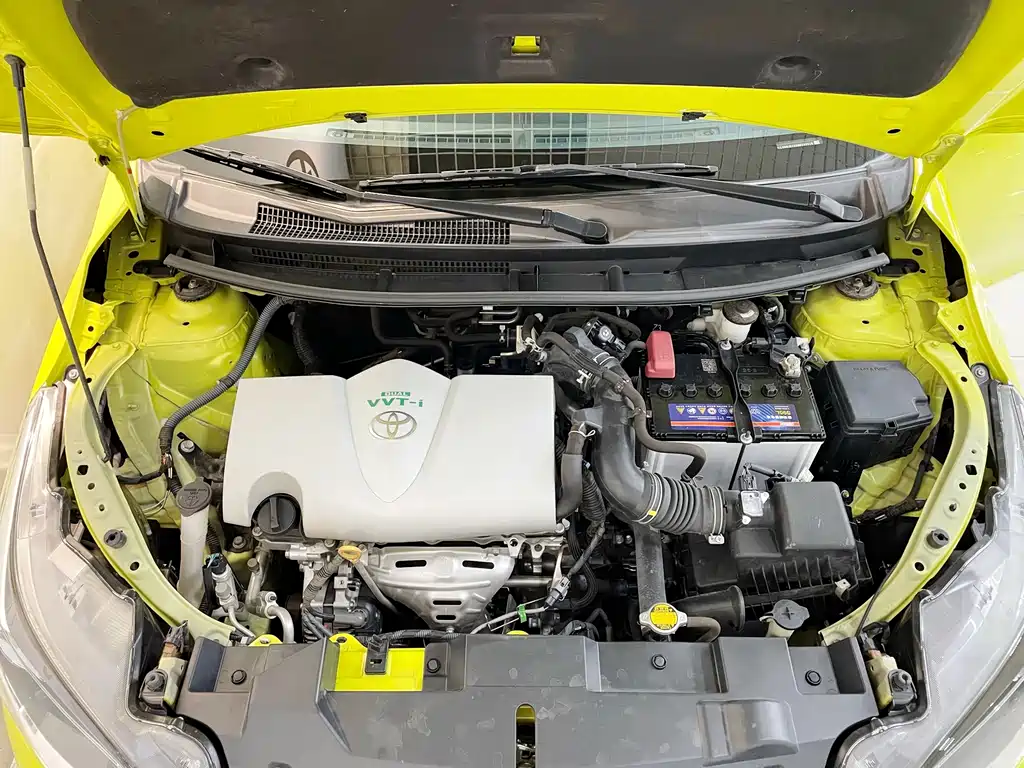 Toyota Yaris L — миниатюра 25