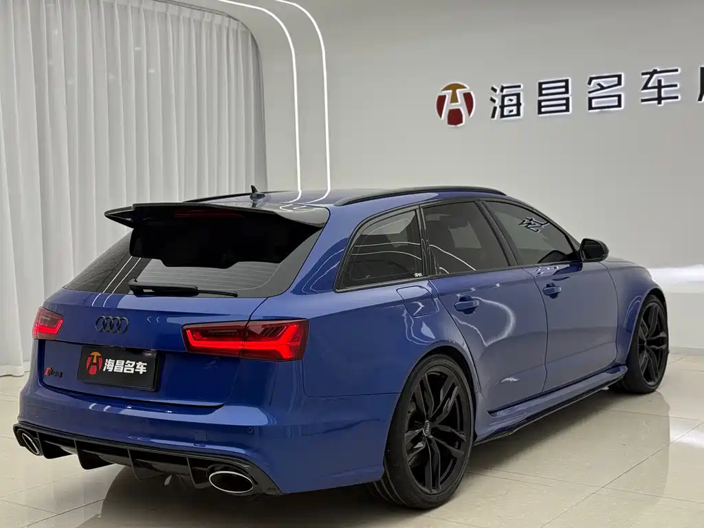 Audi RS 6 2016 RS 6 4.0T Avant