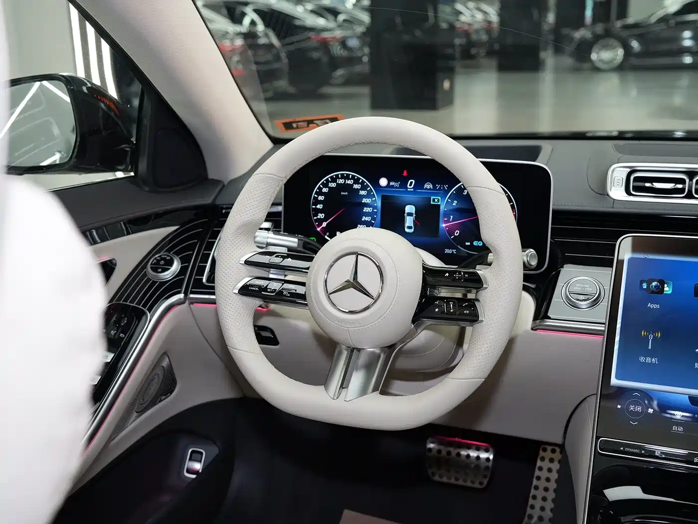 Mercedes-Benz S-class id 4538723 из Китая 21