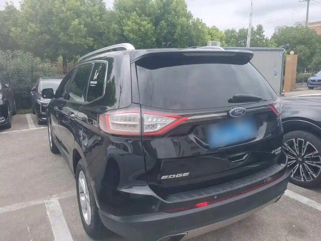 Ford Edge — миниатюра 5