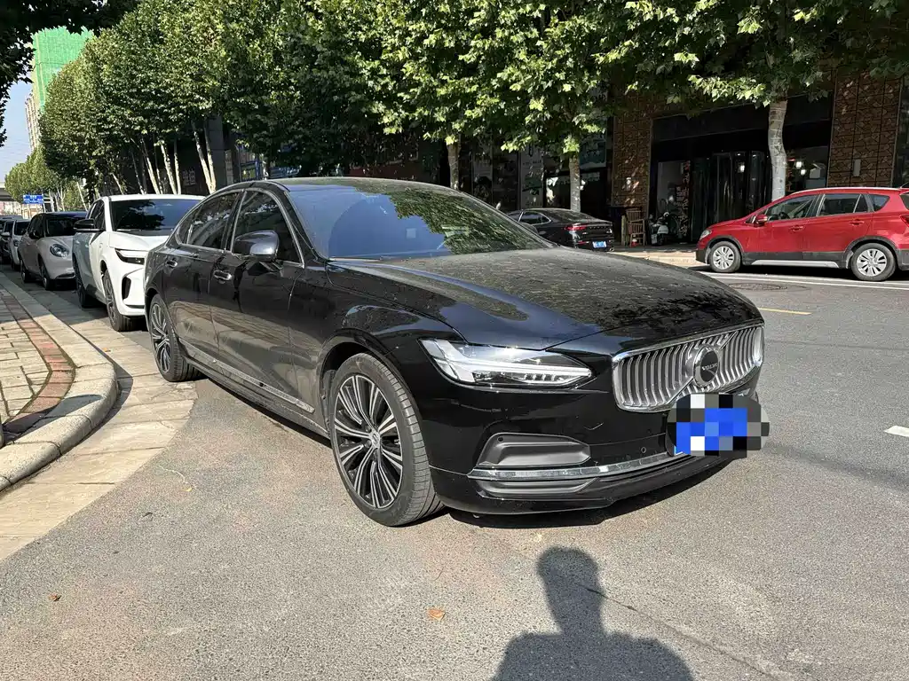 Volvo S90 — миниатюра 3