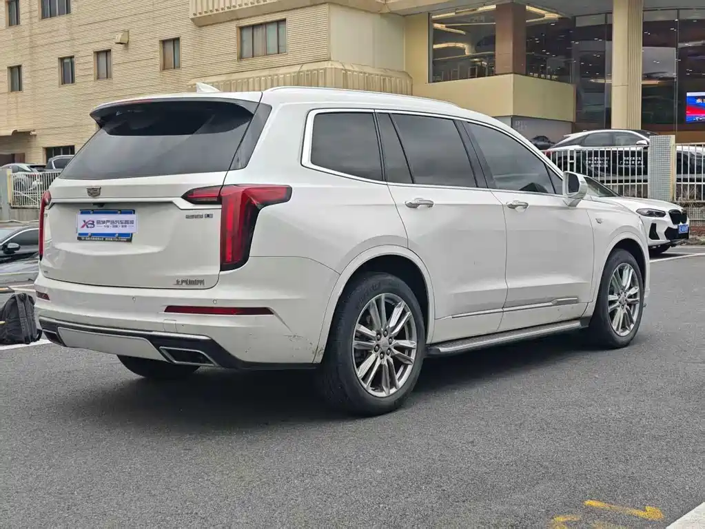 Cadillac XT6 — миниатюра 3