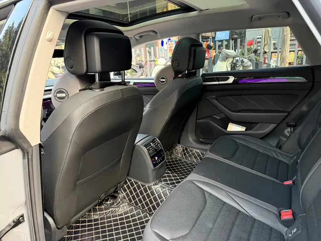 Volkswagen CC — миниатюра 11