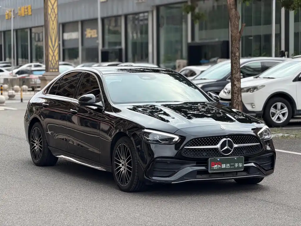 Mercedes-Benz C-Class — миниатюра 3