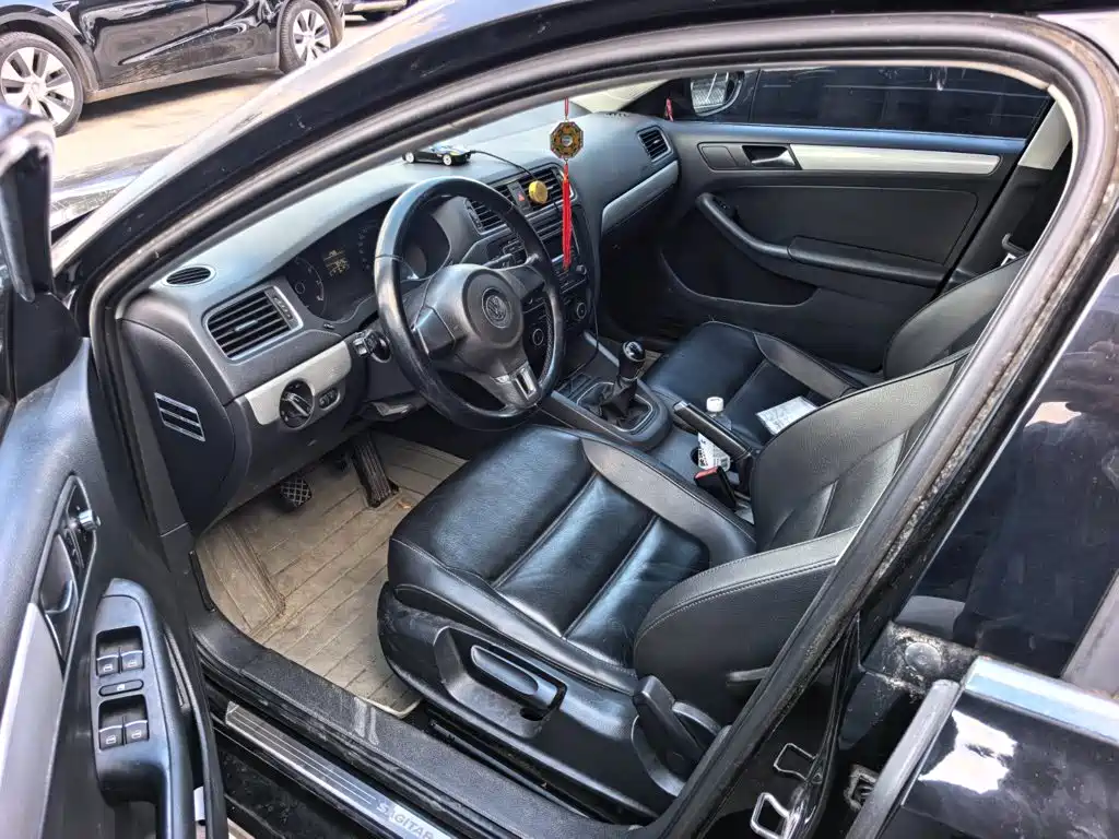 Volkswagen Sagitar — миниатюра 7