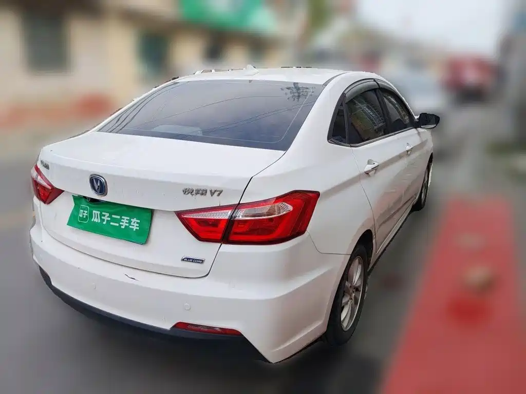 Changan V7 — миниатюра 6