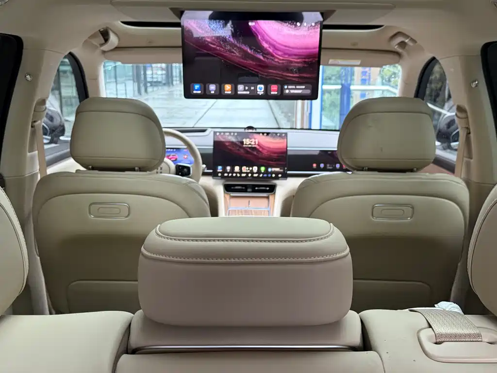 AITO ASK THE WORLD M7