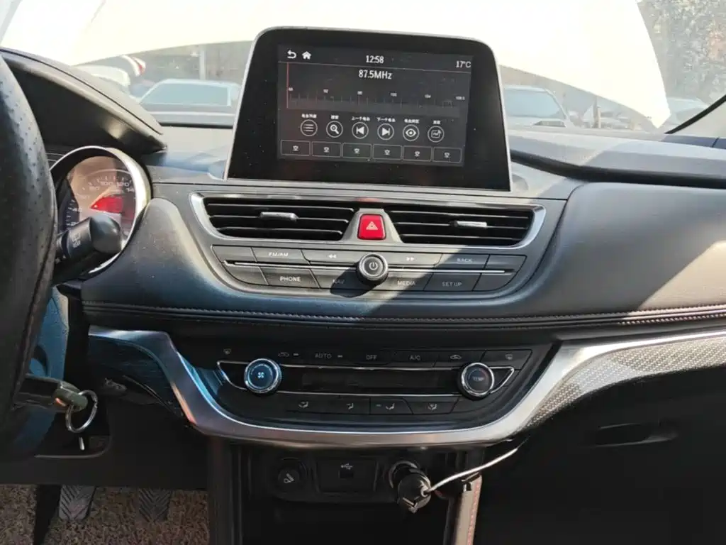 JAC Refine S3 — миниатюра 13