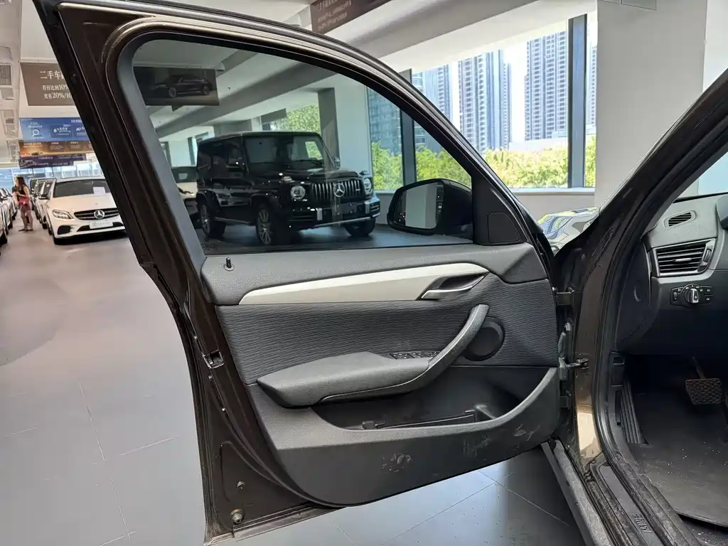BMW X1 — миниатюра 23