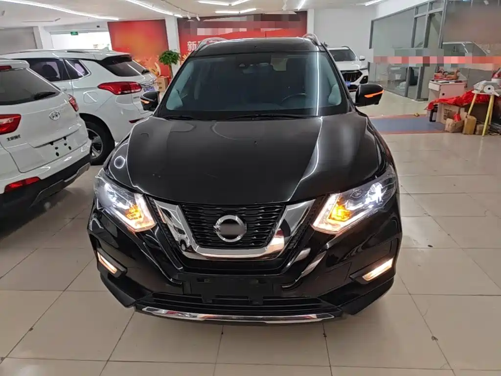 Nissan X-Trail — миниатюра 3