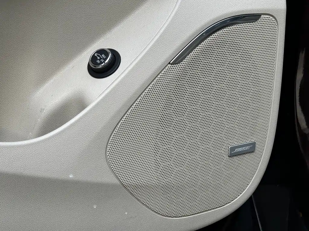 Buick Enclave — миниатюра 9