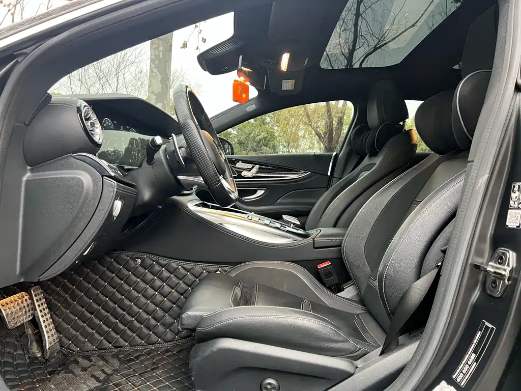 MERCEDES-BENZ AMG GT