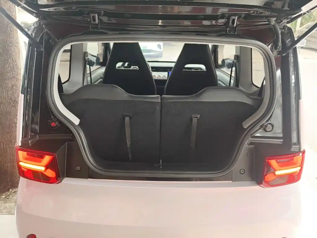 Wuling MINIEV — миниатюра 19
