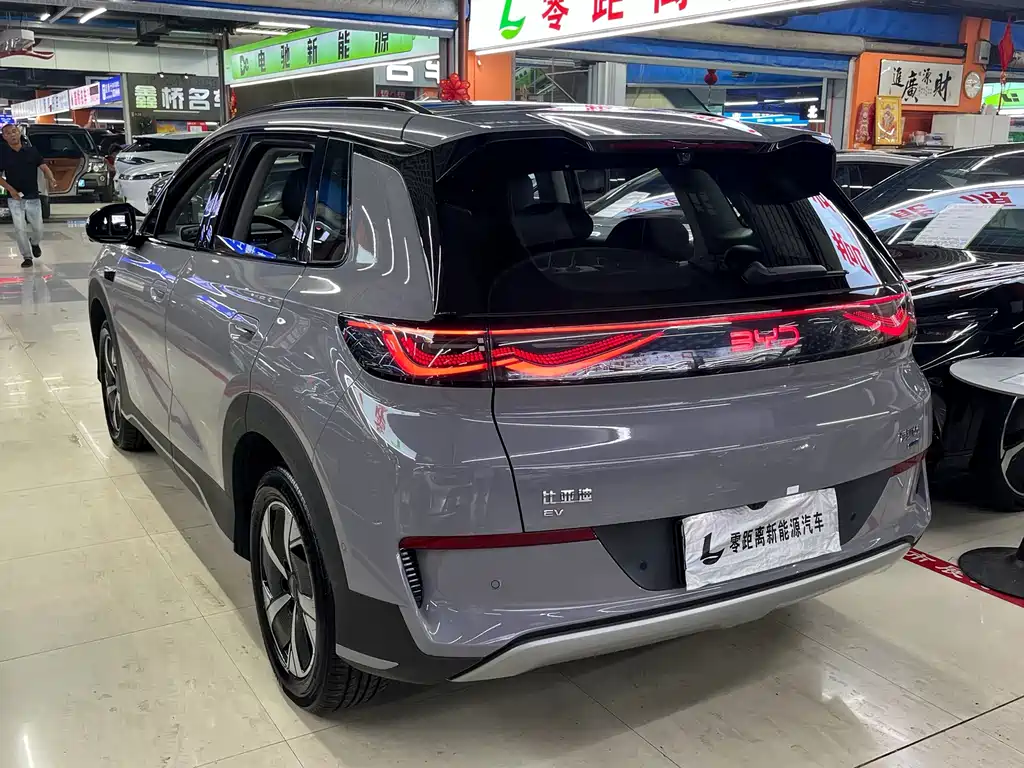 BYD Sealion 05 EV — миниатюра 4