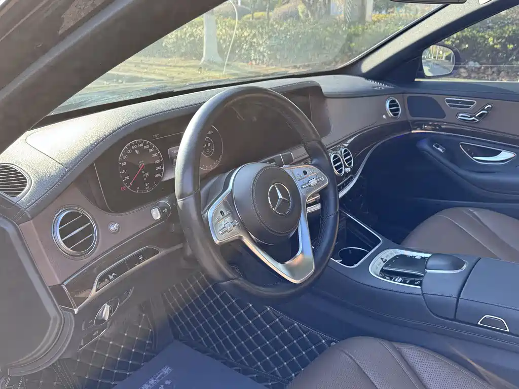 MERCEDES-BENZ S CLASS