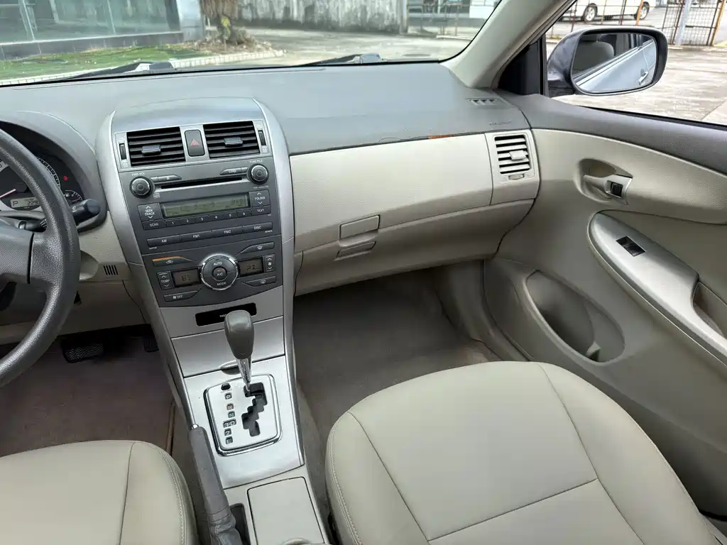 Toyota Corolla — миниатюра 11