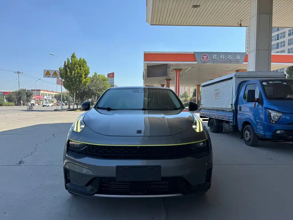 Lynk & Co 05 — миниатюра 2