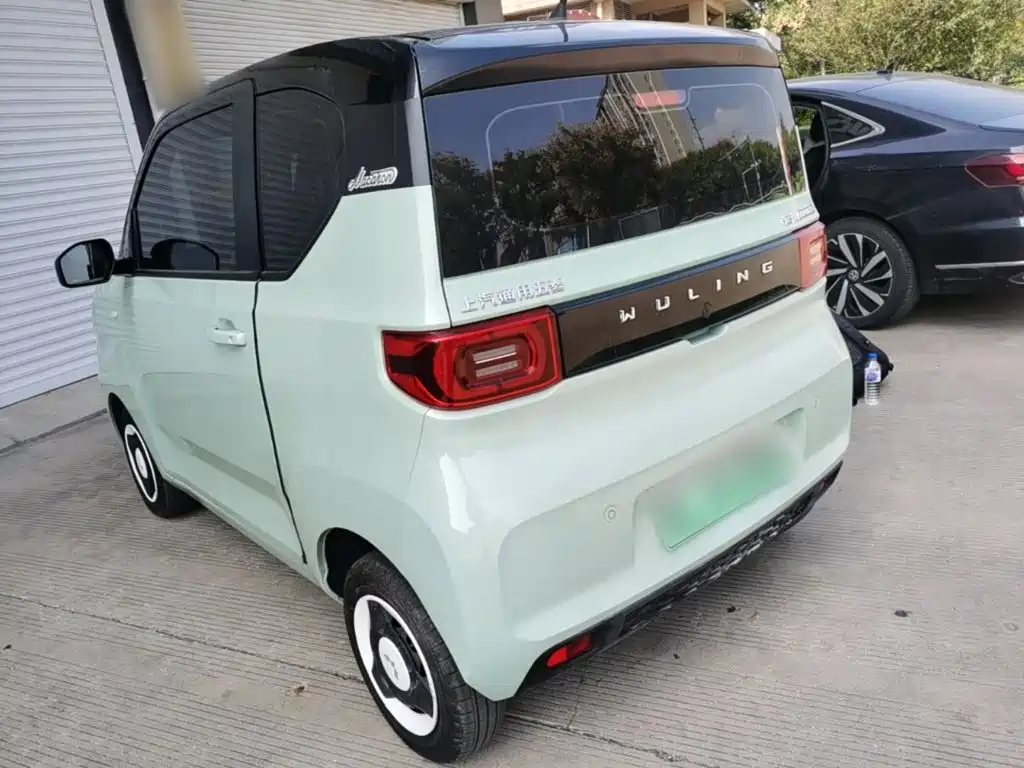 Wuling MINIEV — миниатюра 5
